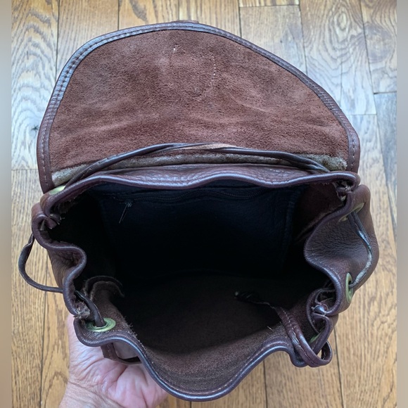 Vintage Leather Backpack - Picture 10 of 14